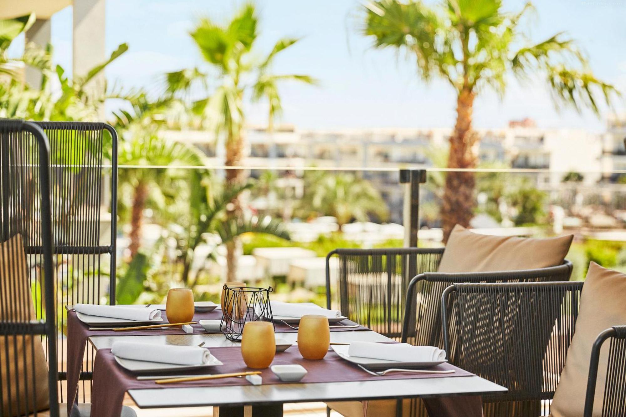 Aparthotel Zafiro Palace Alcudia 5*