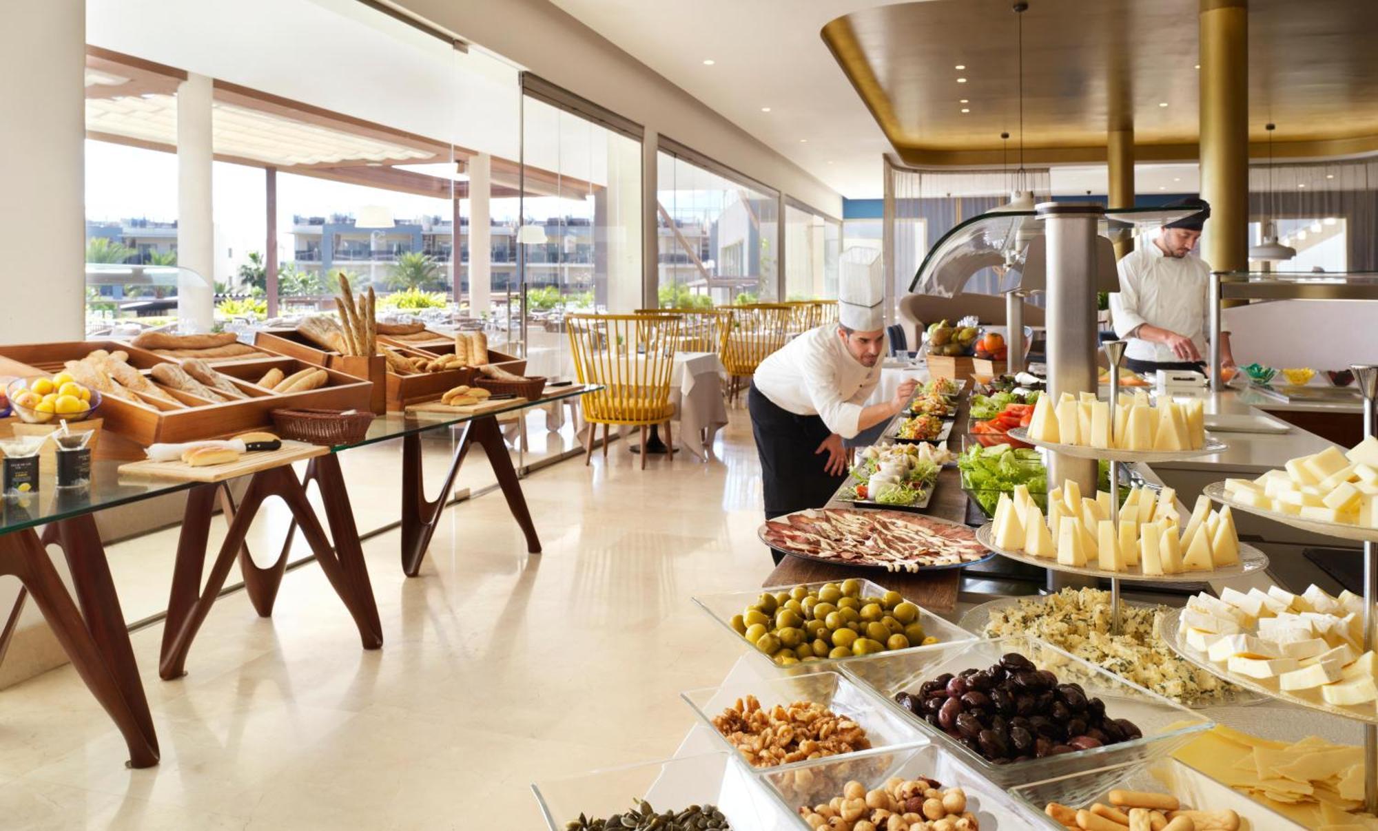 Zafiro Palace Alcudia 5*